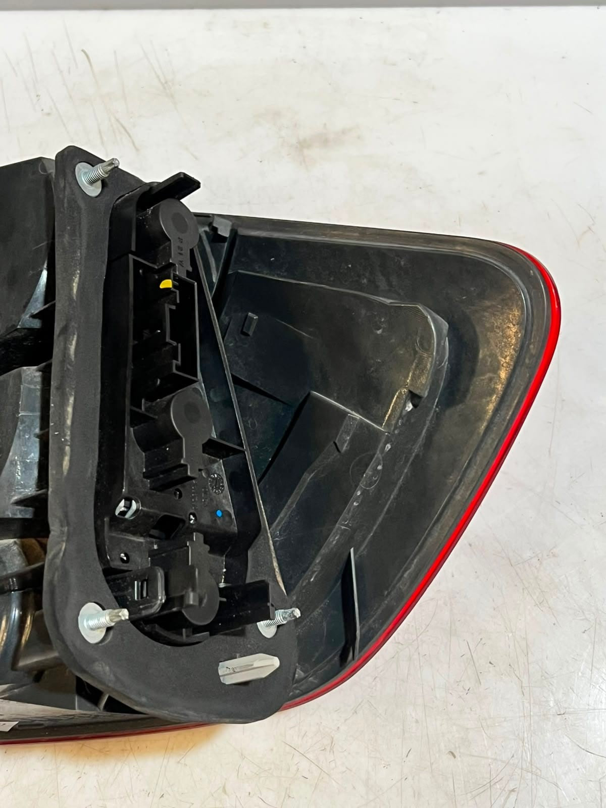 2010-2015 BMW X1 E84 Tail Light, Left SIDE BACK LIGHT 2990109 ECE