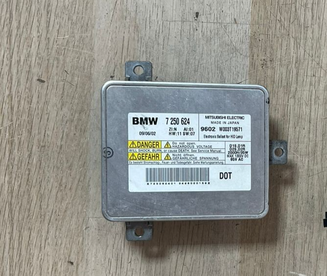 OEM BMW F02 HID Ballast Control Unit Module Left Right 7250624