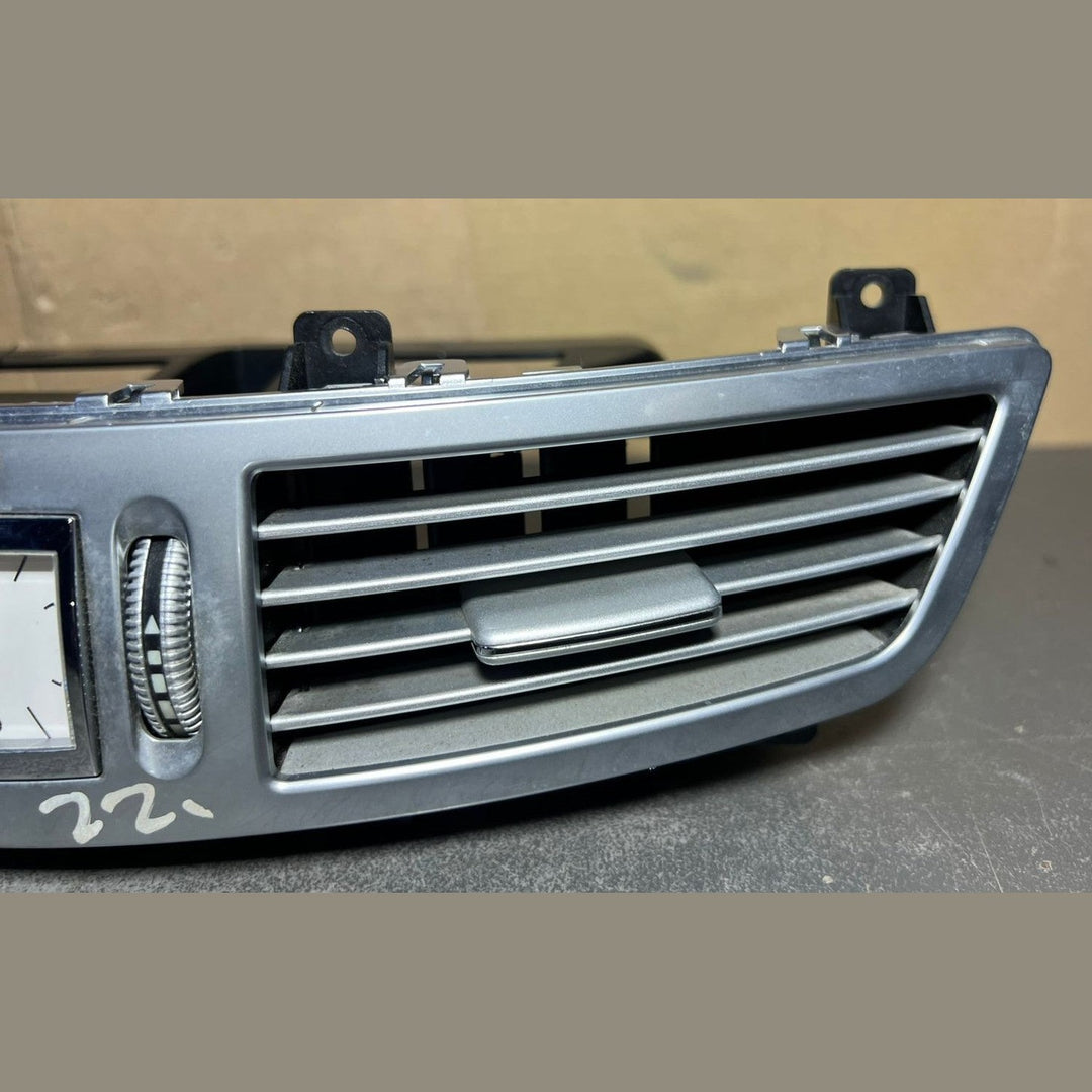 2007-2013 Mercedes W221 S-Class S550 S350 Center Dash Air AC A/C Heater Vent OEM