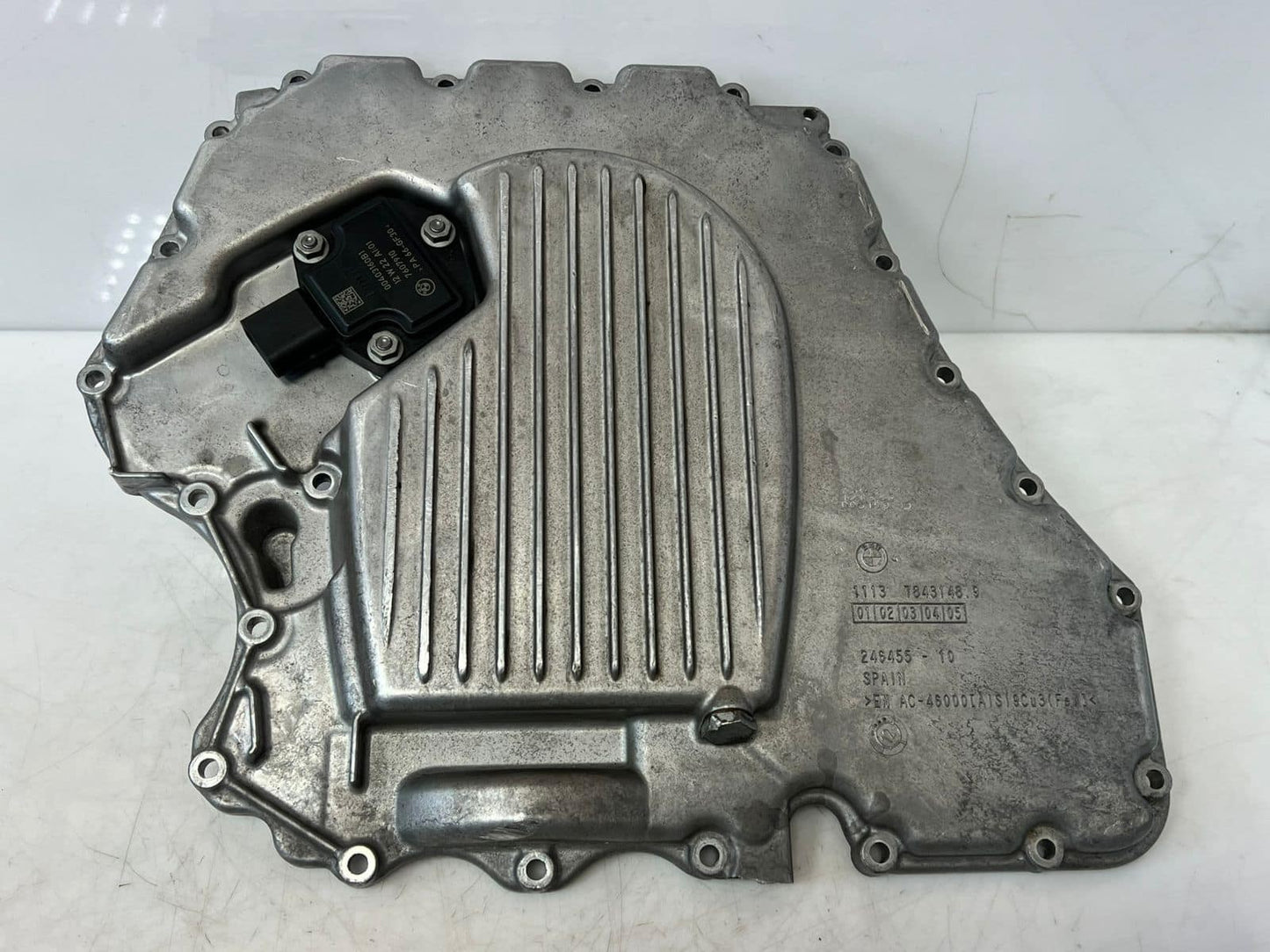 2012-2016 BMW M5 F10 M6 F12 X5M X6M 4.4L S63 Lower Engine Oil Pan 7843148 OEM