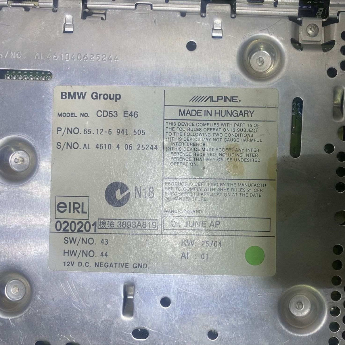 02-06 BMW 325i Radio AM FM Business Single Disc CD Player 6941505