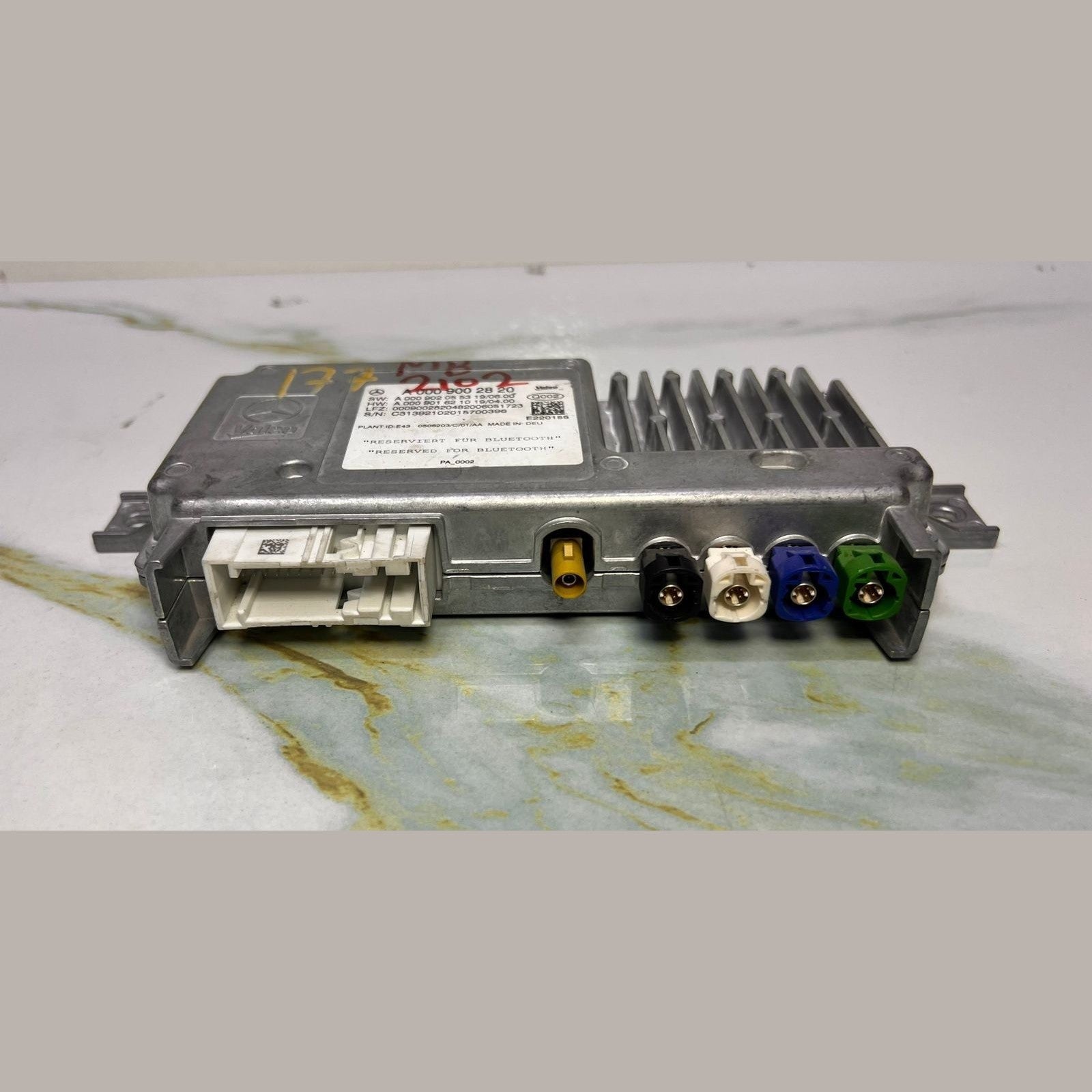 Mercedes-Benz Parking Aid Control Module A 000 900 28 20 GL350