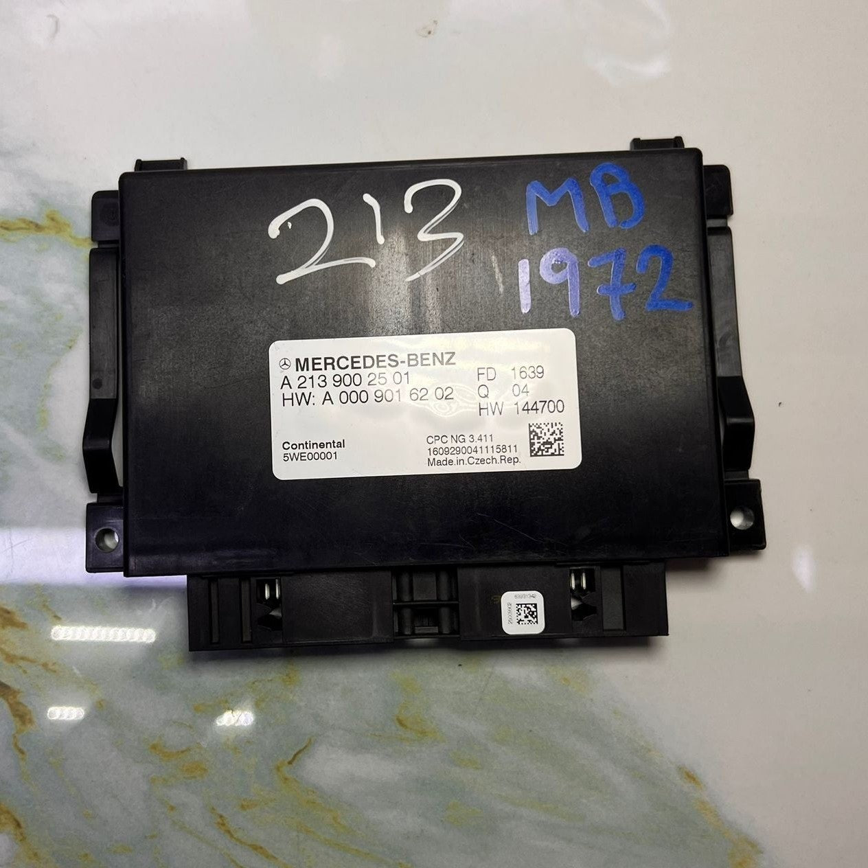 Mercedes-Benz Gearbox Transmission Control Module A 213 900 25 01 E Class W213
