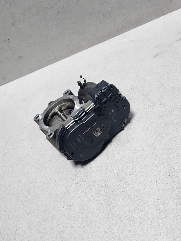 2015-2018 Mercedes-Benz C300 Throttle Body A2701410025
