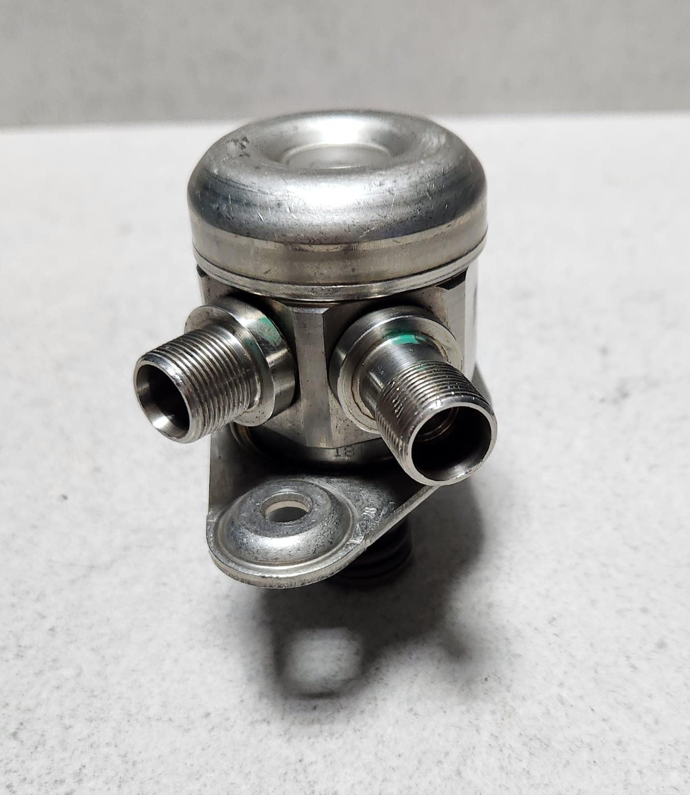 2022-2024 Mercedes-Benz SL63 AMG High Pressure Fuel Pump A1770700501  