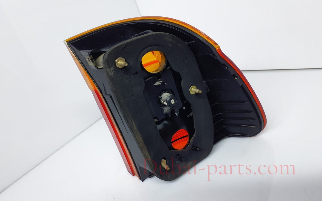 BMW 5 E39 LEFT Tailgate rear/tail lights Fits for 6900213 8371324