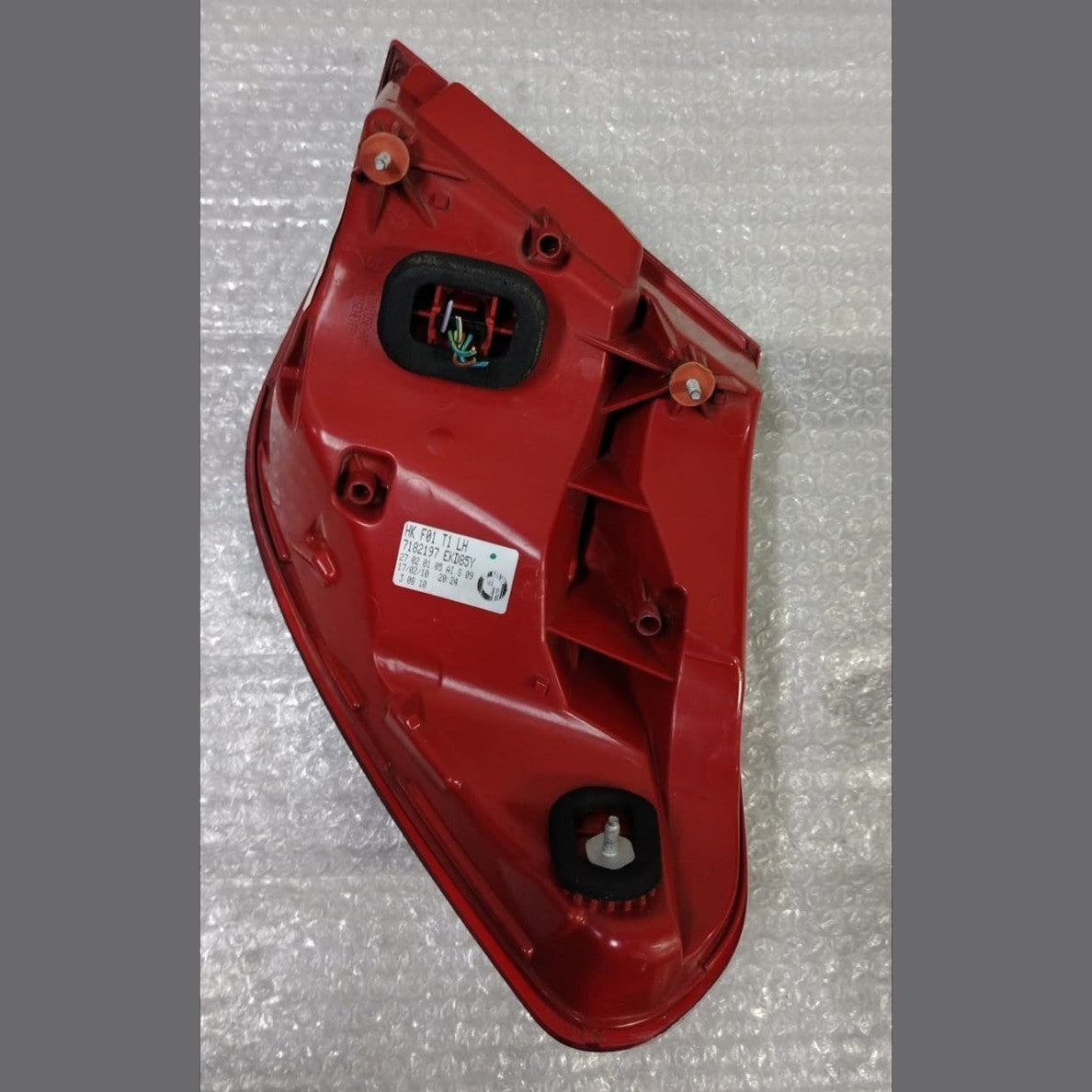 OEM BMW 7 Series F01 F02 F04 Rear Tail Light Lamp Side Panel Left 7182197