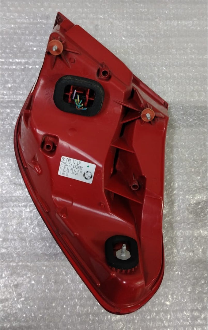 OEM BMW 7 Series F01 F02 F04 Rear Tail Light Lamp Side Panel Left 7182197