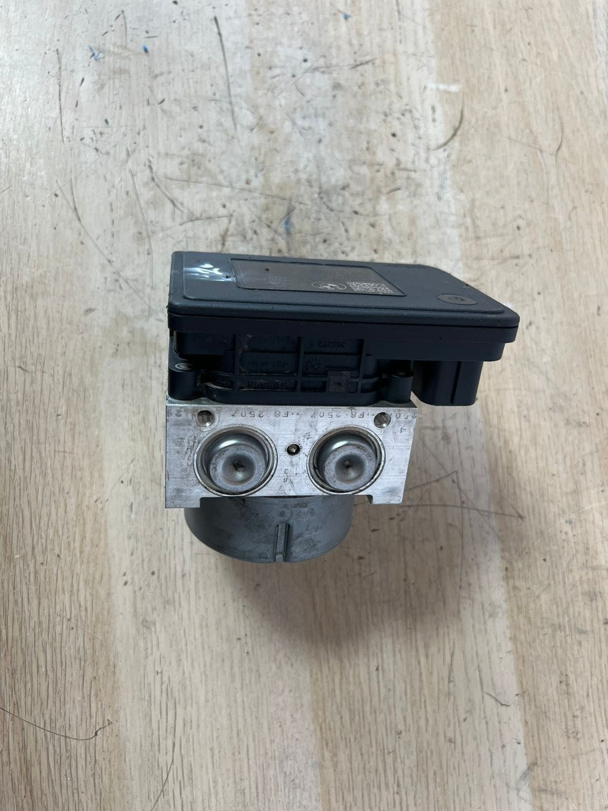 BMW F30 3 Series Anti-Lock ABS Brake Pump Module Assembly Unit 6869726