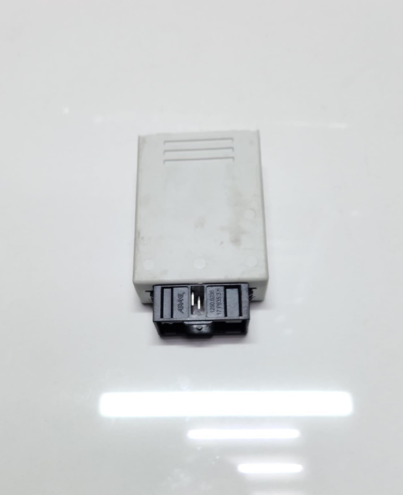 17-20 BMW 530i Steering Column Control Module 6885215 5, 6, 7, 8, and X Series