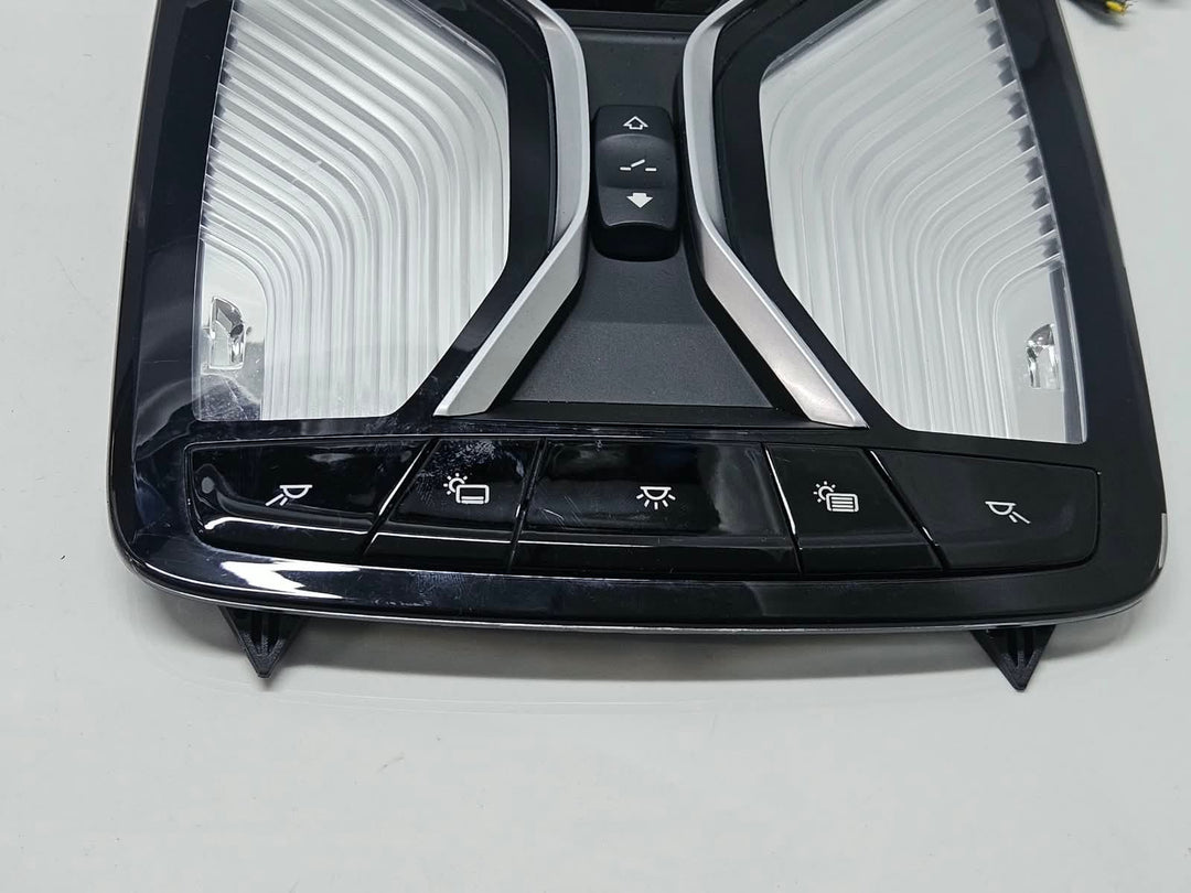 9391452-2015-2018 BMW 740i G11 G12 RHD Roof Reading Light OEM