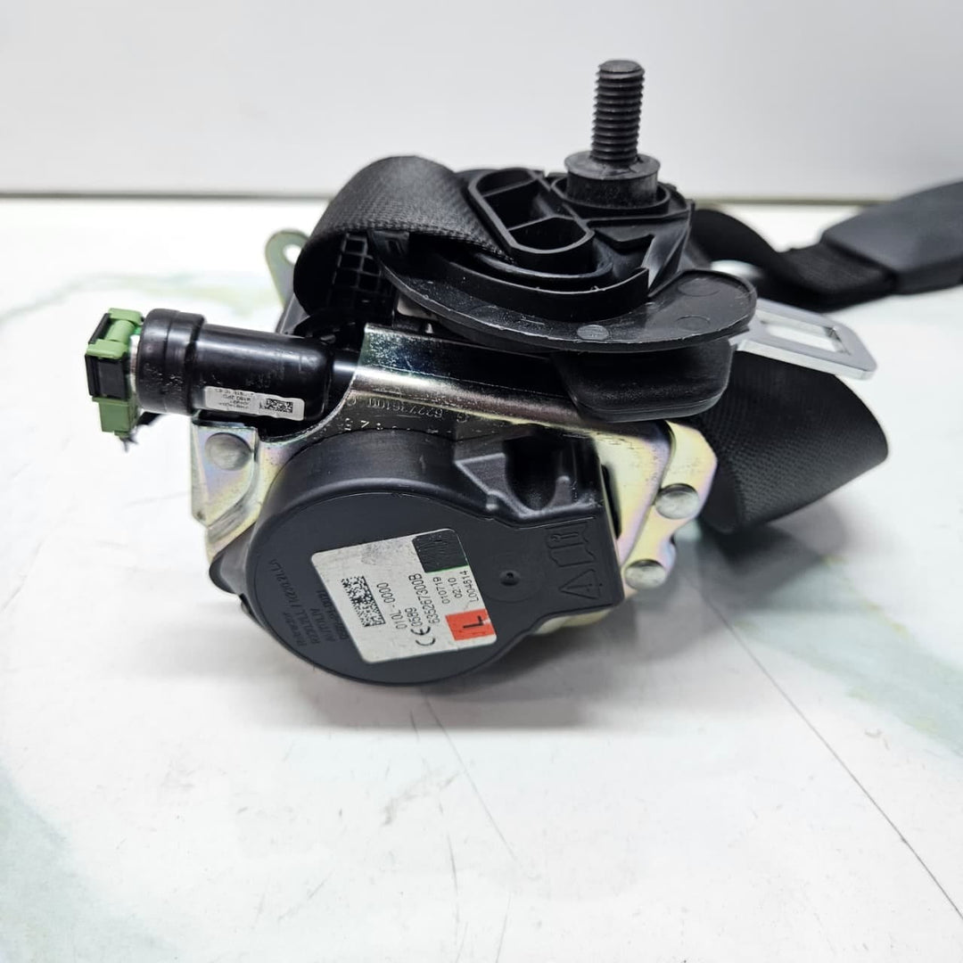 2019 BMW X1 F48 X2 F39 Front Left Seat Belt 7401713