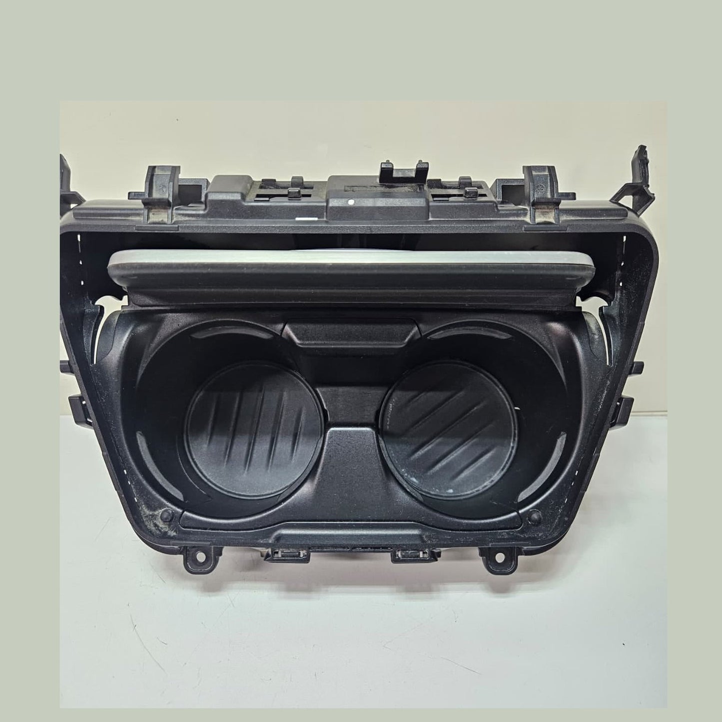 2012-2018 BMW 2 6 Series F06 F46 640i Front Center Console Cup Holder 9227718