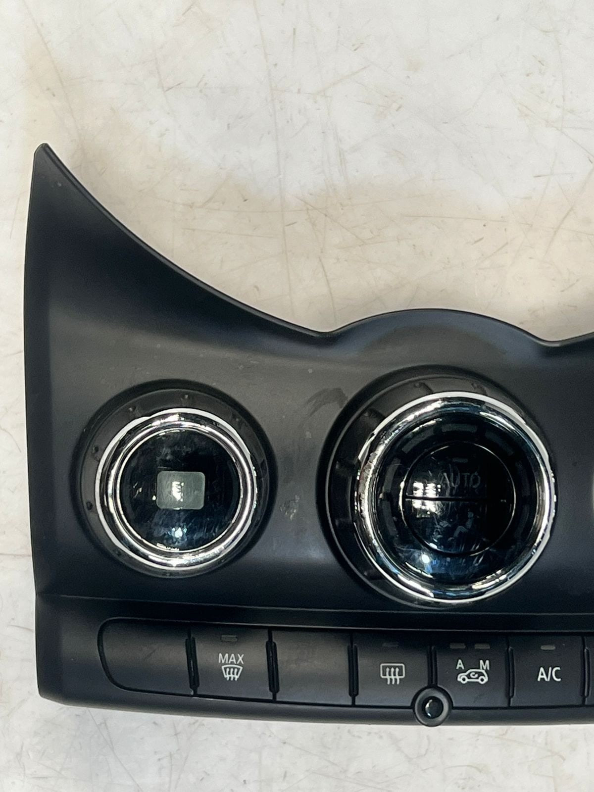 2015-2016 MINI Cooper F55 F56 F57 Automatic Air Conditioning Control 9354509