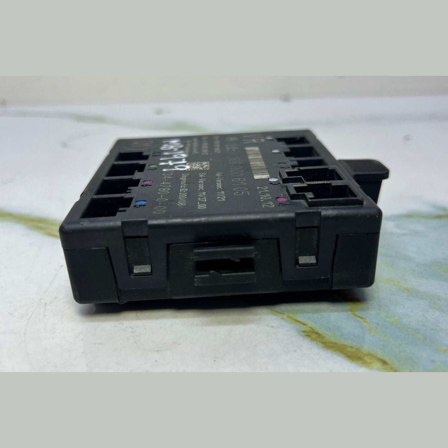 Mercedes-Benz W166 ML GL Door Control Module A1669006105