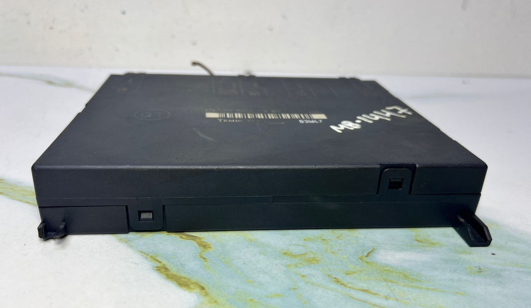 1998-2005 Mercedes-Benz W220 S-Class S600 Rear Seat Control Module A220 8201385