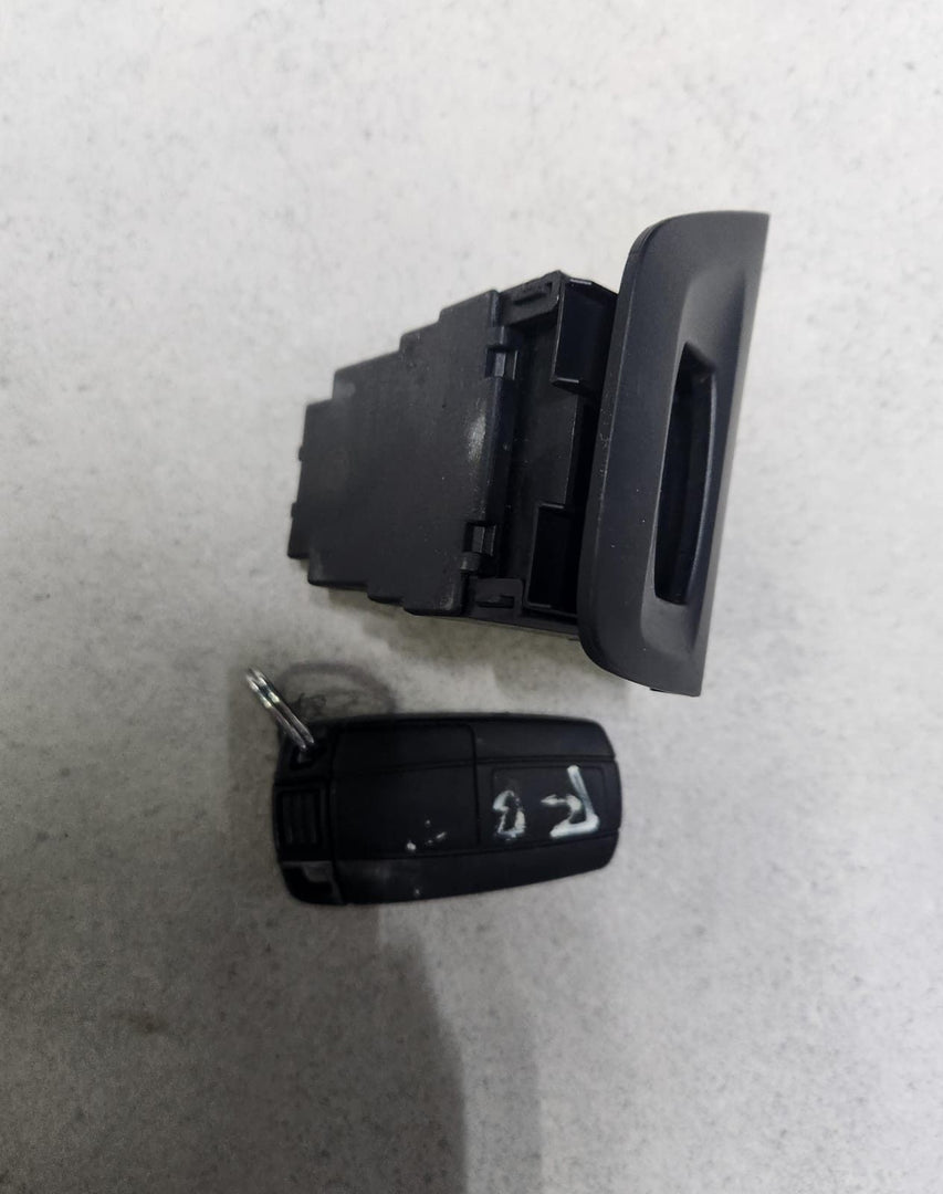 BMW Engine Control Unit 7550688 E81 E87 116i  N45 ECU SET 