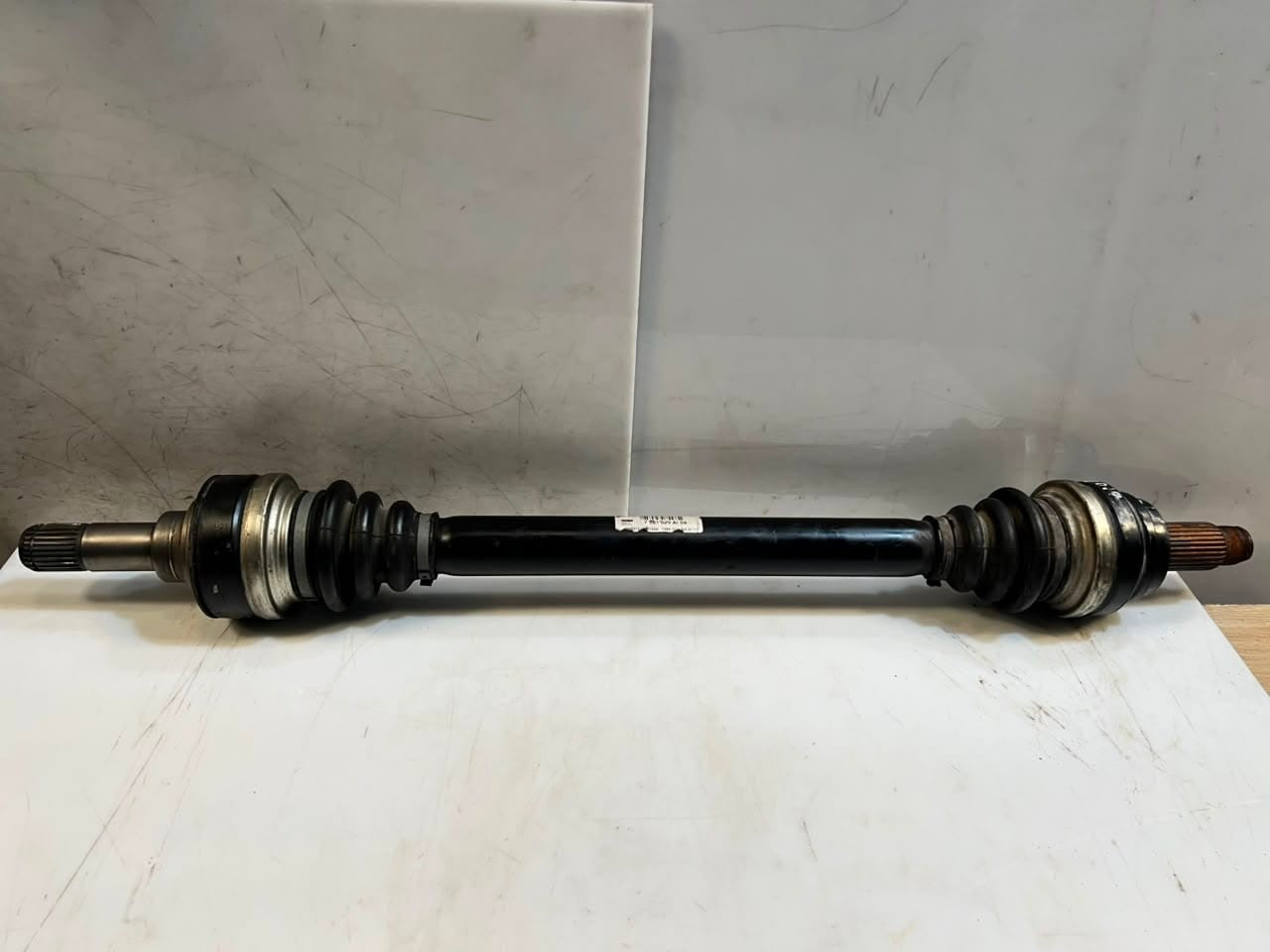 2011-2016 BMW 5 Series F10 F11 535i Rear CV Axle Drive Shaft 7581029 OEM