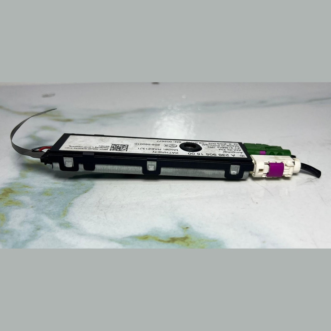 Mercedes Antenna Amplifier A2389051600