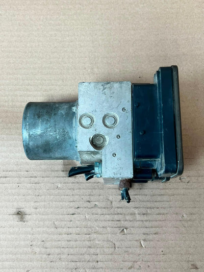 2013-2018 BMW X5 F15 ABS BRAKE Pump CONTROL Module 6870183 OEM