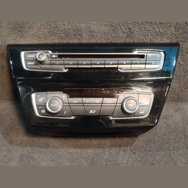 BMW X1 F48 X2 F39  CLIMATE CONTROL & RADIO CONTROL PANEL TRIM COVER P/N 9305907