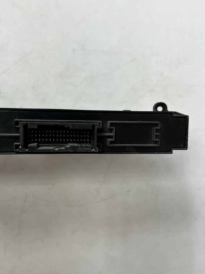 BMW 1' E81 Body Control Module ECU L2 PL2RR JBBFE III Junction Box 9229873 OEM