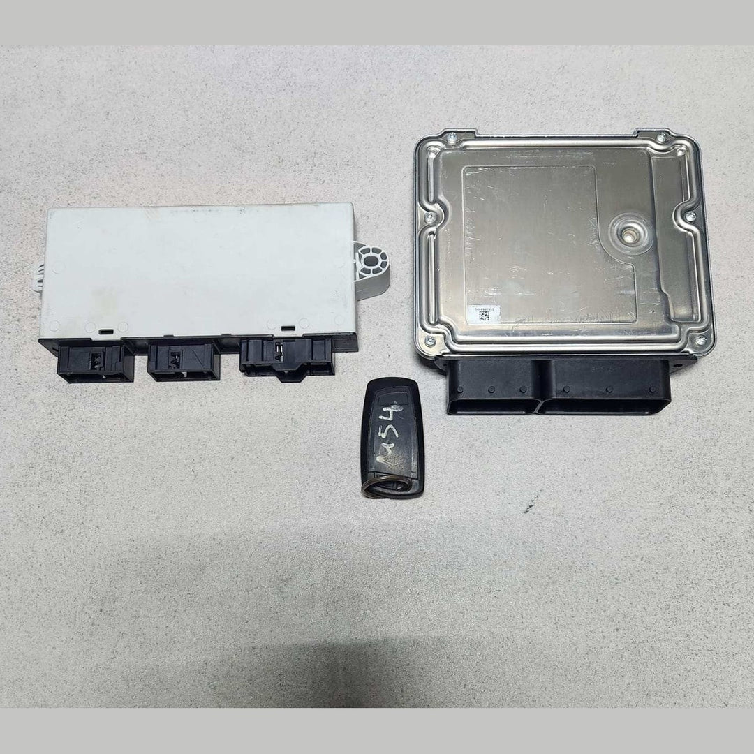 2017 BMW X3 Engine Control Unit DDE 8598806 F25 2.0D DIESEL ECU SET 