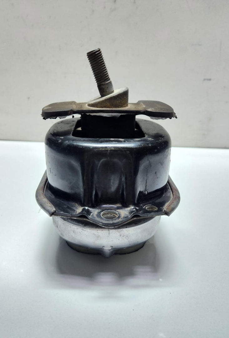 2008-2019 BMW X5 Engine Mount Bracket 6793642 E70 F15 X6 F86 X5M E70 F85 OEM