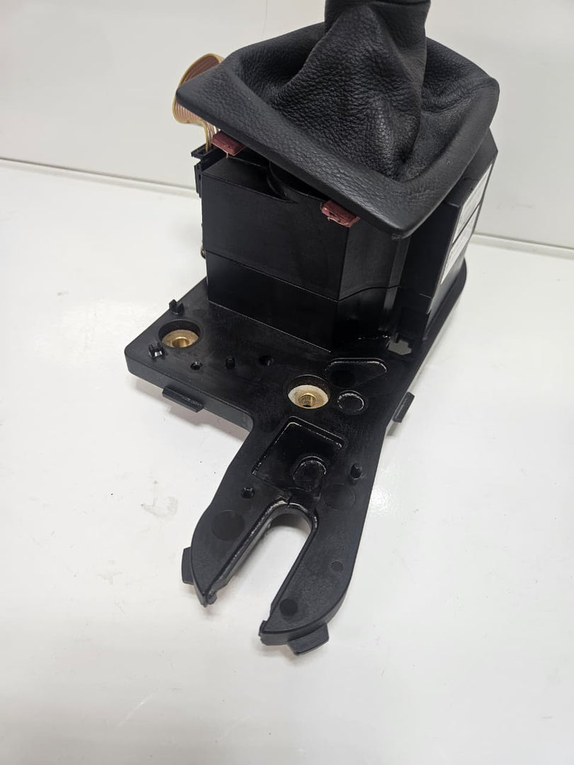 2013-2015 BMW X1 E84 Gear Floor Transmission Shifter 9260295