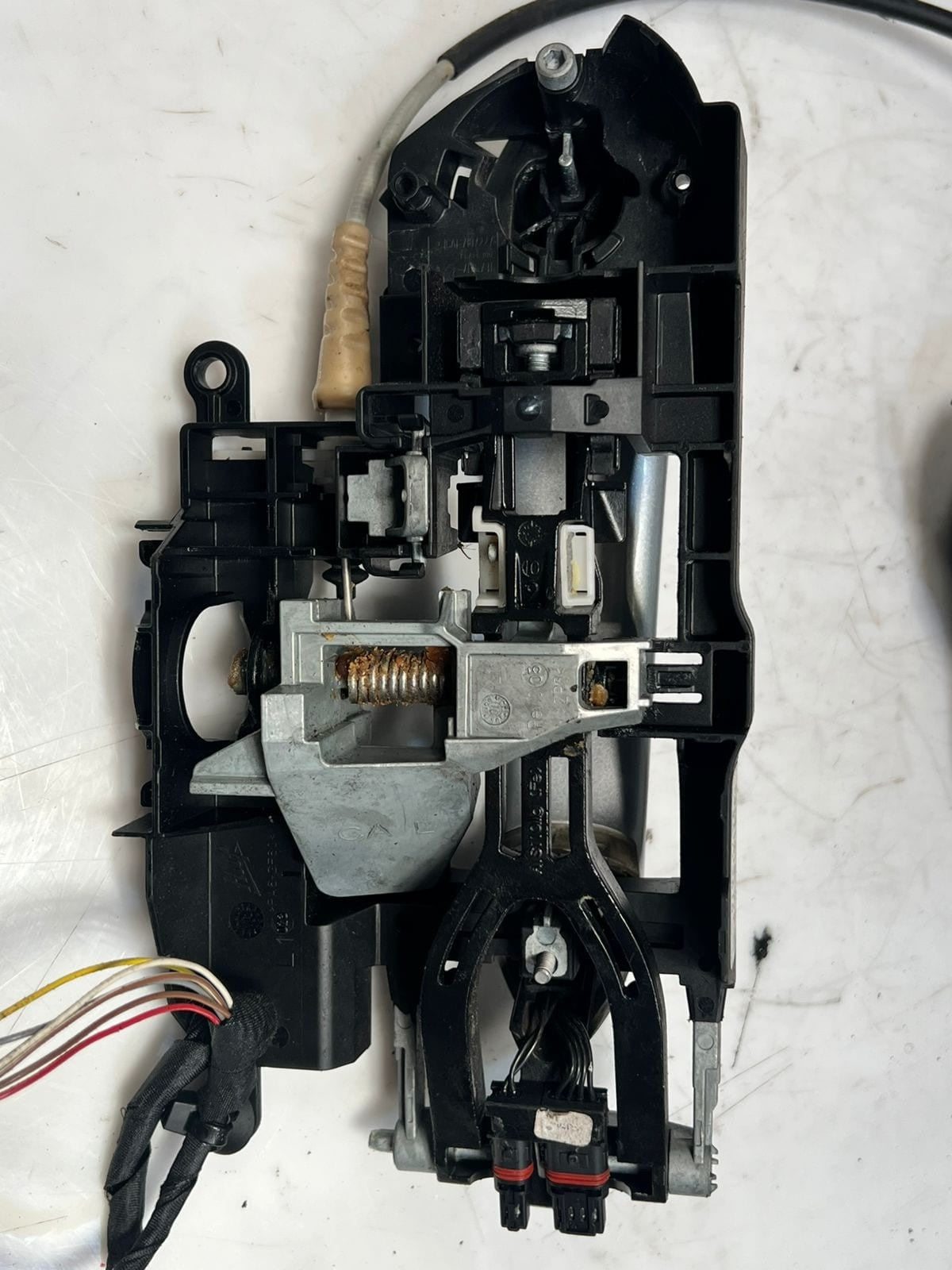 2016-2018 BMW F10 X5M E70 and F30 330e LEFT REAR Door Lock Actuator 7202147