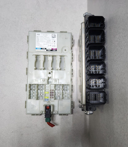 2019 BMW X3 G01 Engine Control Module 9468802 X3 X4 G01 G02 G30 B48 ECU SET