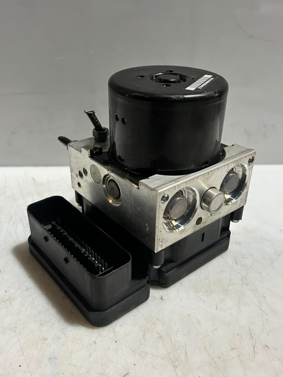 BMW F30 F31 F32 320I ABS Anti Lock Brake Pump Module 3451-6857323-01 OEM
