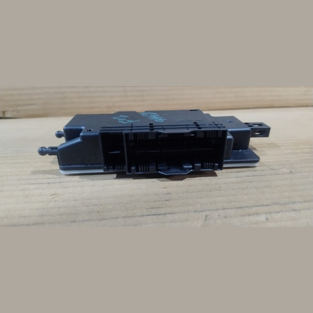 BMW F01 F02 F15 F22 F23 F30 F33 F83 ACSM4 Control Module Unit  9280187