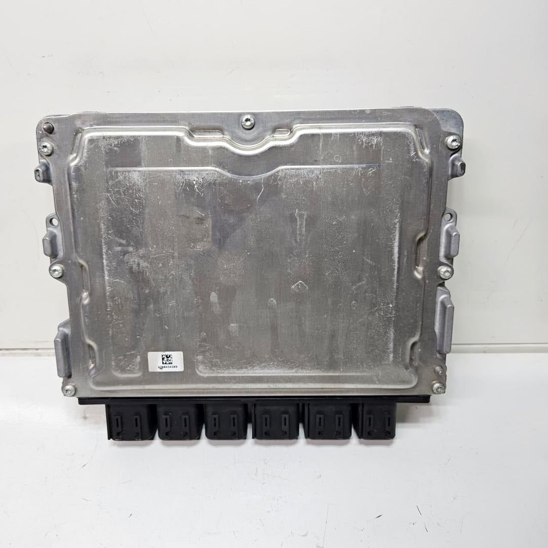 8591678-BMW 5 Series G30 G31 B47 20d Diesel Engine Control Unit ECU DDE Key Set