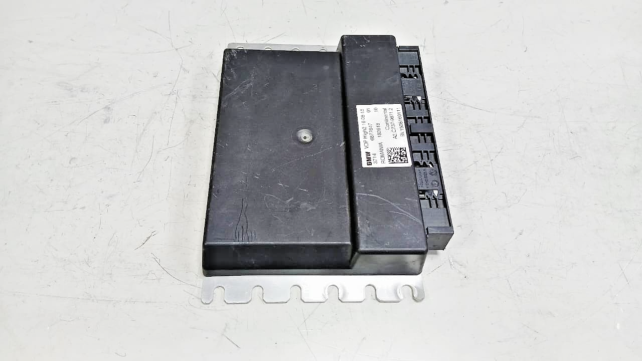 BMW 7 G11 G12 2018 ECU Level Control Air Suspension 6877647