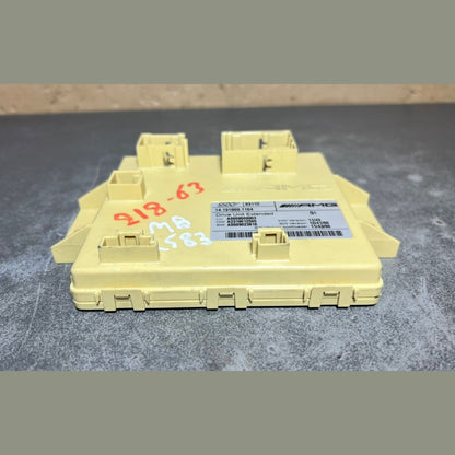 12-17 Mercedes W218 CLS AMG 63 Drive Unit Extended Control Module A000 9009903
