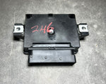 Bild in die Galerieansicht laden, 14-19 Mercedes-Benz CLA250 Parking Brake Control Module Unit A246 9004512 Oem