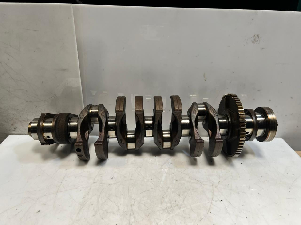 2006-2007 BMW 325i 3 Series E90 2.5 petrol N52 Engine Crankshaft 7553287 OEM