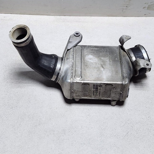 2009-2015 BMW 750Li Turbocharger Intercooler 7575403 550i 650i 750i and 750Li