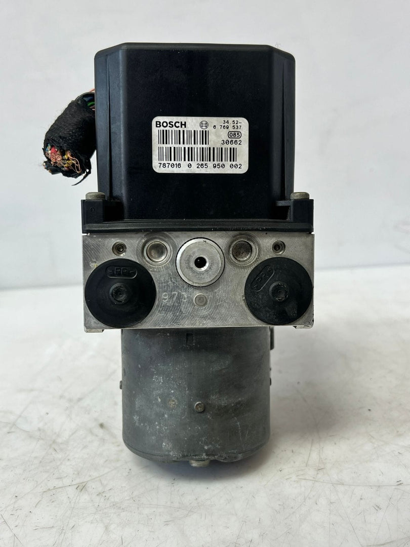 2001-2003 BMW 530i 540I E39 5 Series Abs Pump 6769537 OEM