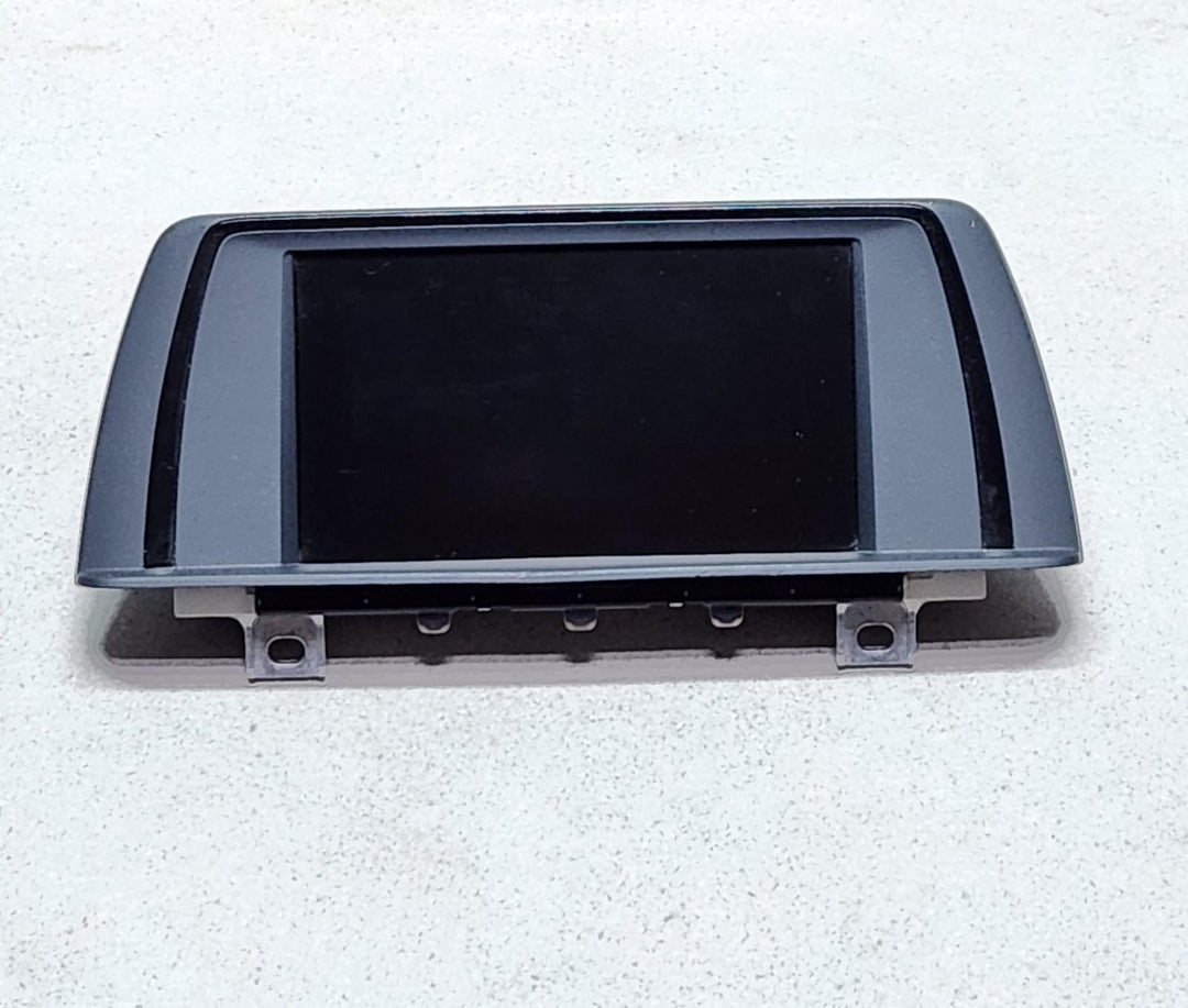 Genuine BMW Navigation Information Display Screen 9270393 F30 F31 F36 F80 F82