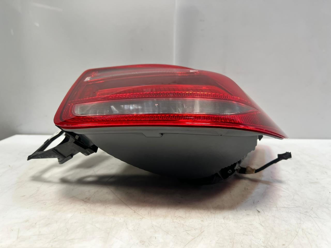 BMW 1 Series  F20 F21 Rear Right OUTER SIDE Rear Tail Light 7241544 OEM