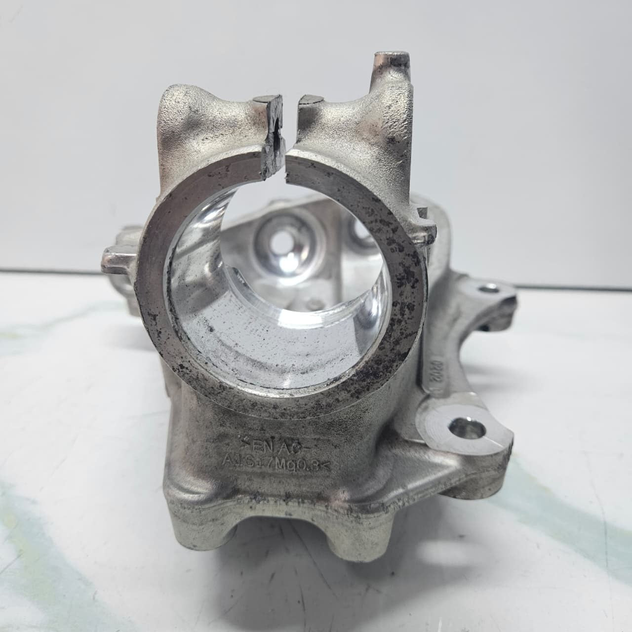 2019-2023 BMW 3 Series G20 G21 330i Spindle Knuckle 6878609 FRONT LEFT 