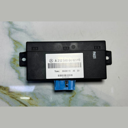 Mercedes E-Class W212 Air Suspension Control Unit A2125406462 OEM