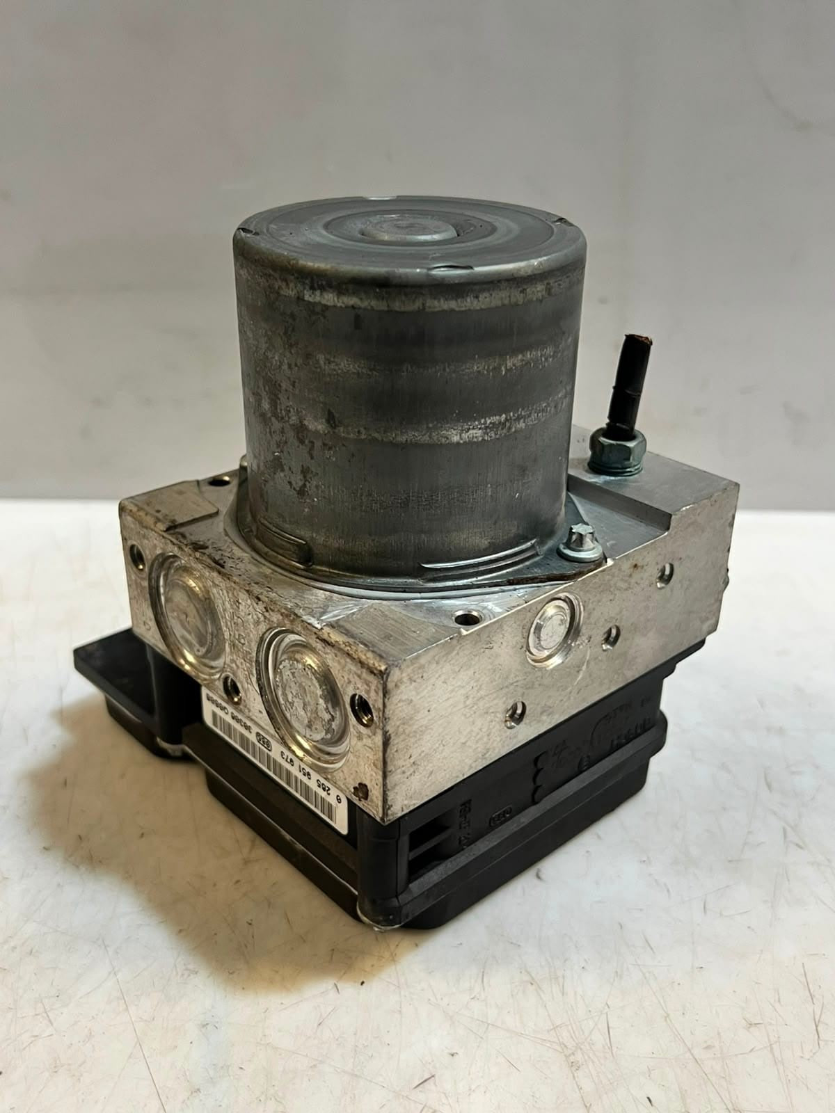 2010-2015 BMW X1 E84 EUR N20 RHD Hydraulic Abs Brake Pump 6860216-01 OEM