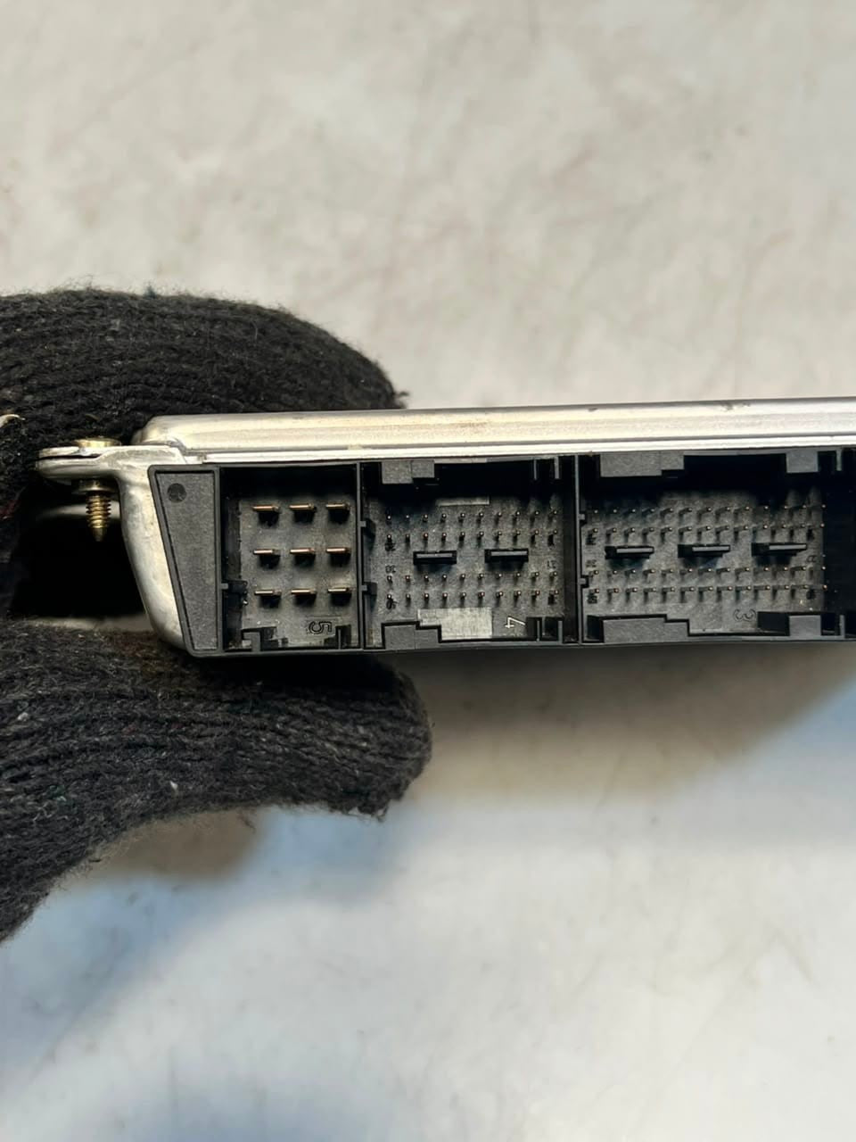 BMW X3 E83 5 Series E60 525i M54 Engine Control Module ECU ONLY 7541335 