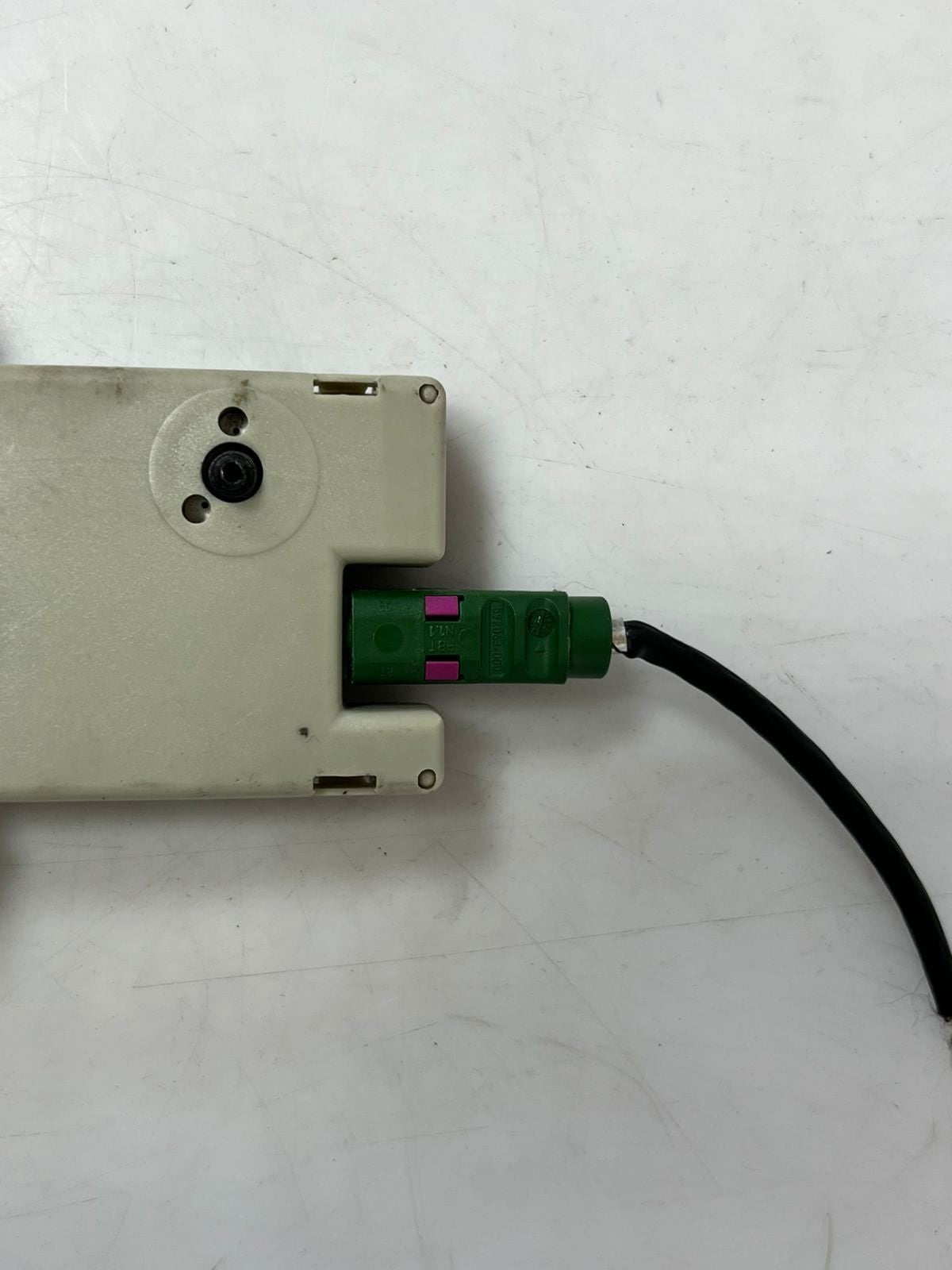 2009-2012 BMW 7' 5' 750i F01 F02 F03 F04 F10 AERIAL ANTENNA FILTER 9118264