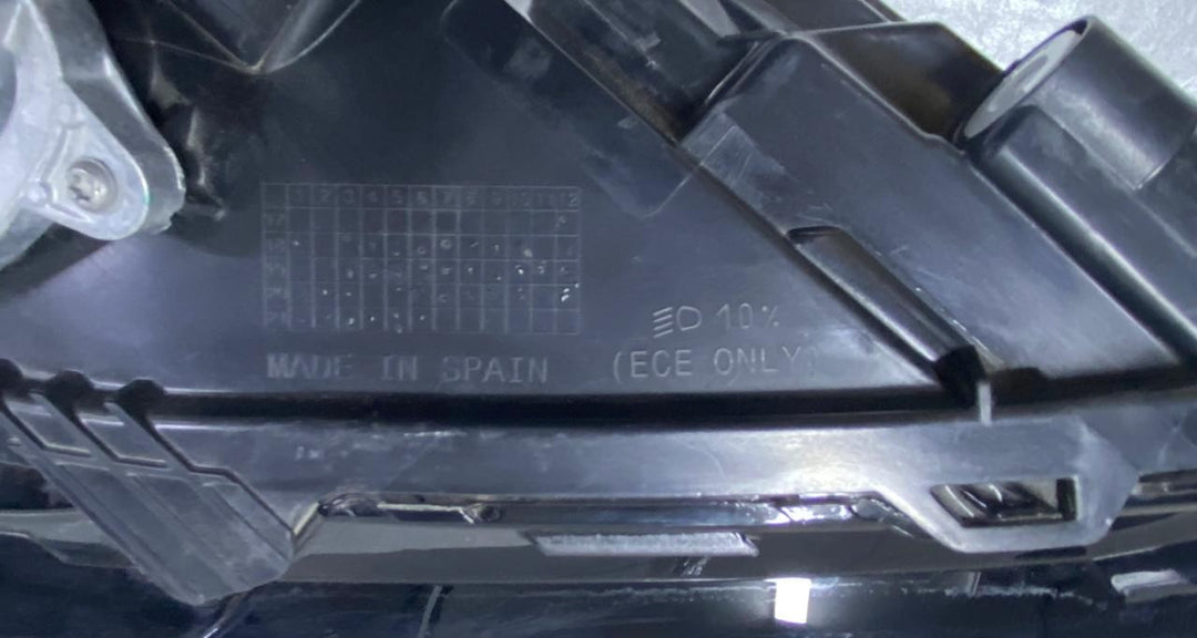 OEM BMW F44 228i LED HEADLIGHT RIGHT SIDE ECE 9478452-11 WITHOUT MODULE