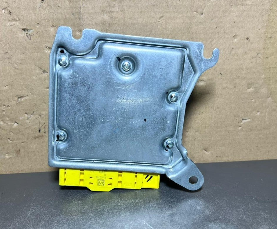 14-18 Mercedes W205 GLC SRS Safety Restraint Control Module A205 9009627 OEM