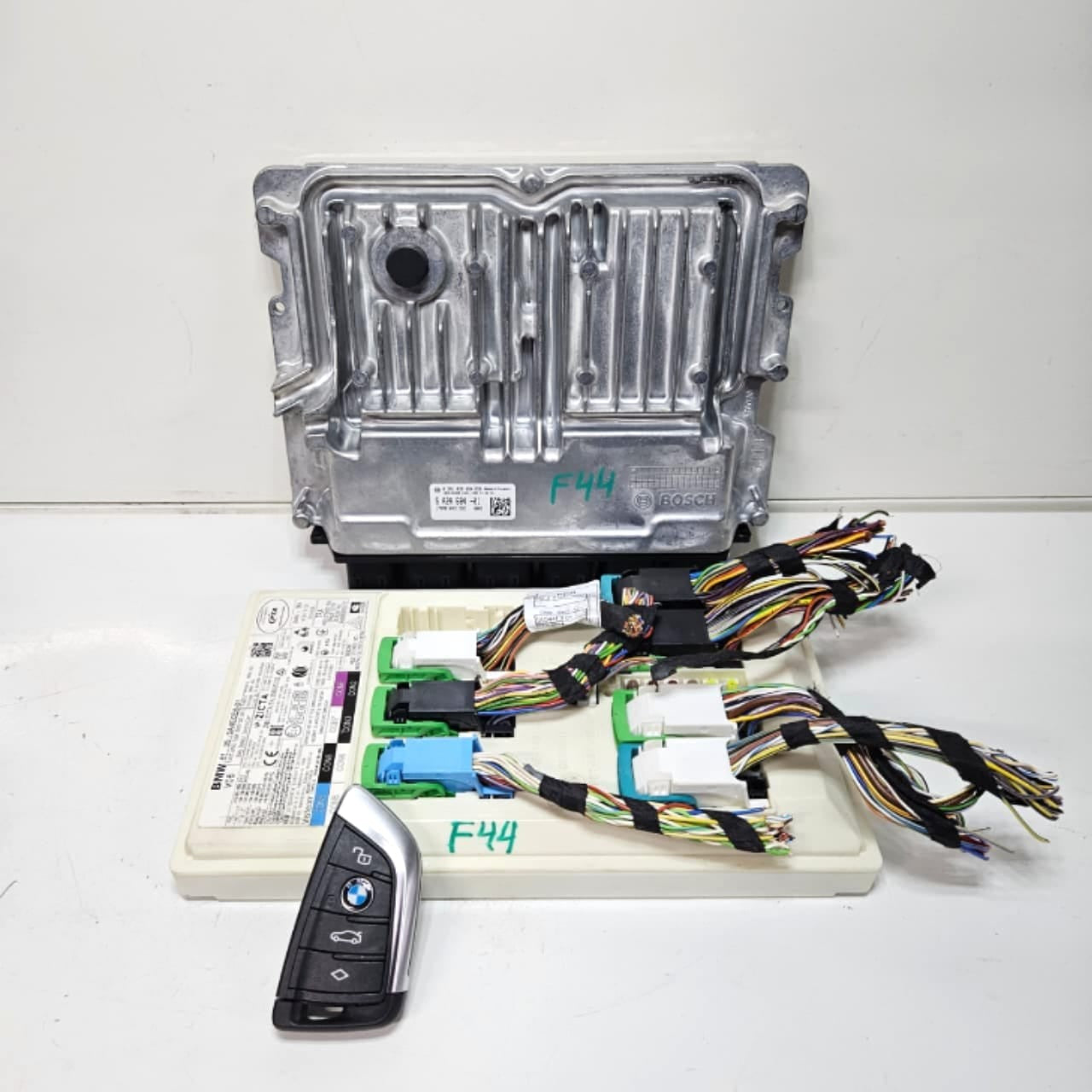 5A2A684-2019 BMW F44 218I B38 2.0 Engine Control Unit ECU DDE Key Set